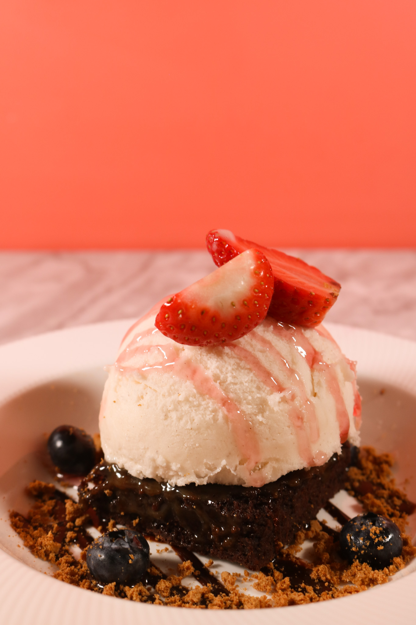 Caramel Brownie & Ice Cream